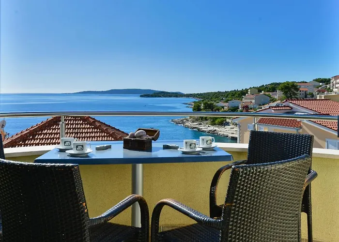 Apartment Apartment Villa Andjelka-7 By Interhome